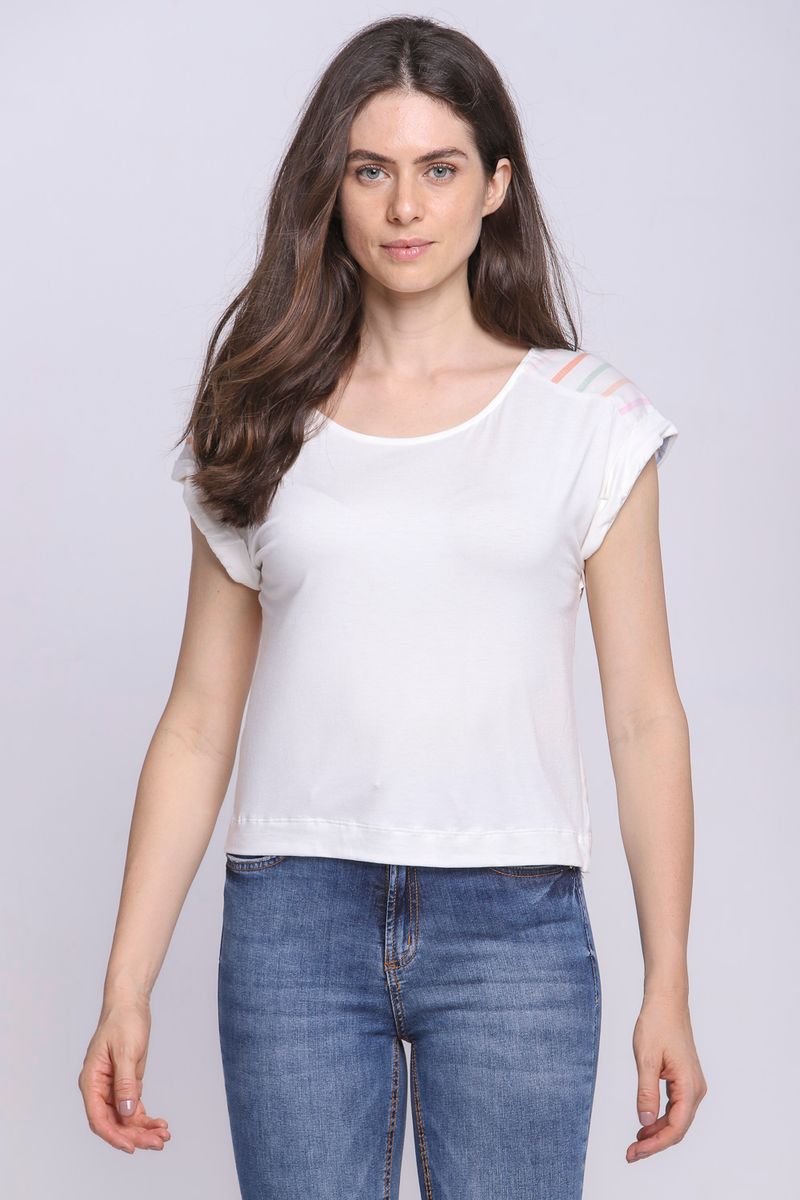 10070970_007_1-PW-BLUSA-COM-RECORTE-LISTRADO-NO-OMBRO