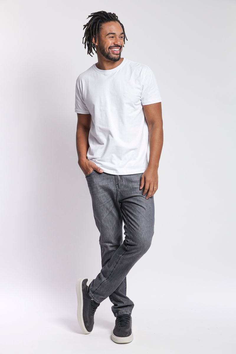 012004071220_001BR_3-PW-CAMISETA-MASC-GC-BORDADO-LOGO
