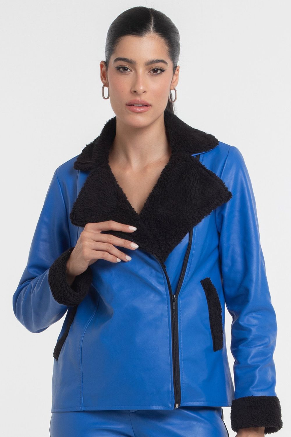 image-ce69b0cb1c8c4aa393238623cce41ff8