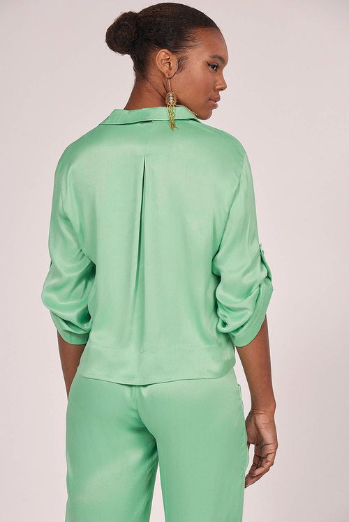 Blusa Feminina Crepe Slim Detalhe Decote Smk Verde Claro